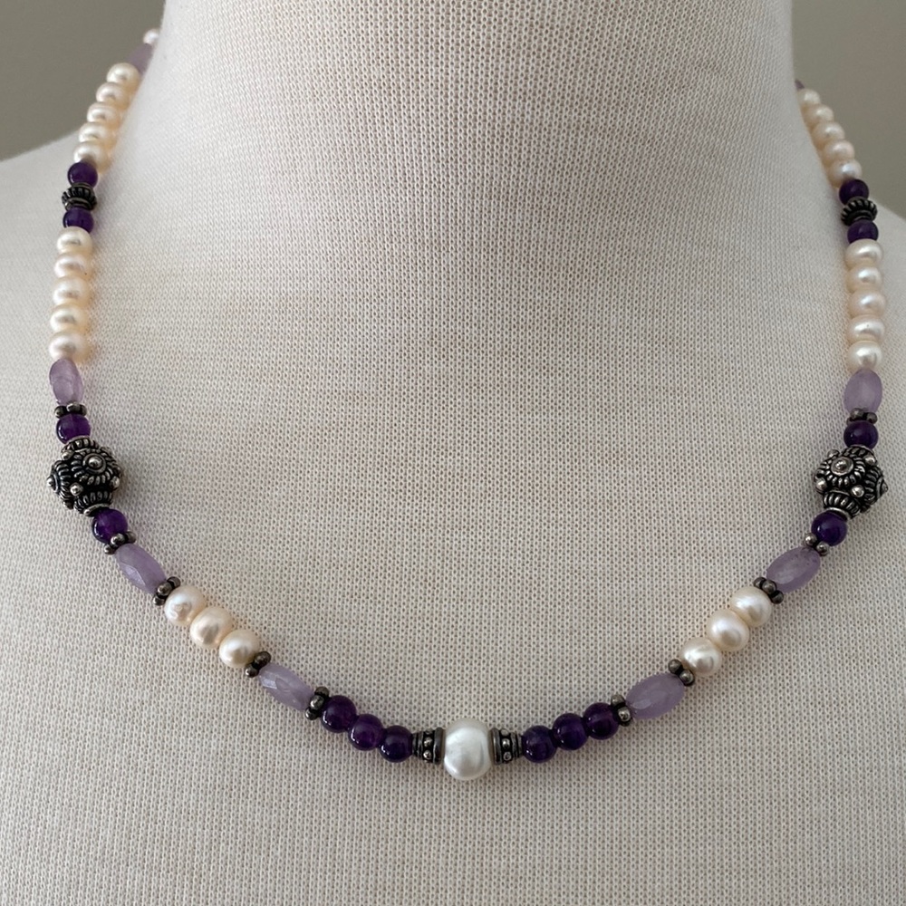 Amethyst & Freshwater Pearl necklace :: Native American silver accent beads